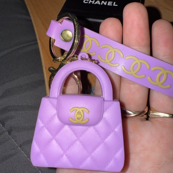 Mini Handbag Keychain with Box! and Lanyard! - Picture 2 of 3